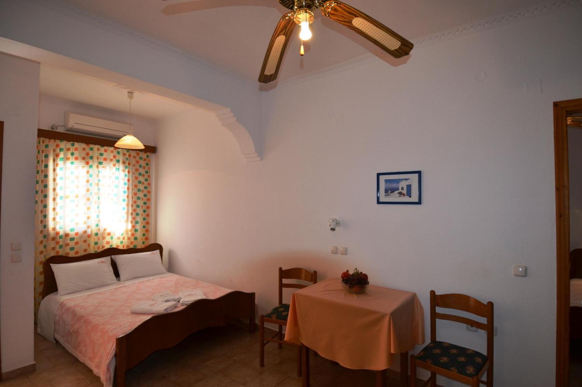 Villa Georgia Perissa  Luaran gambar