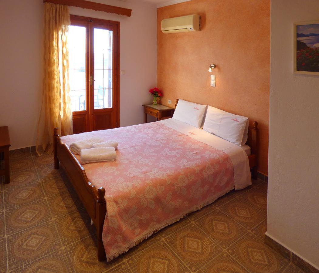 Villa Georgia Perissa  Luaran gambar